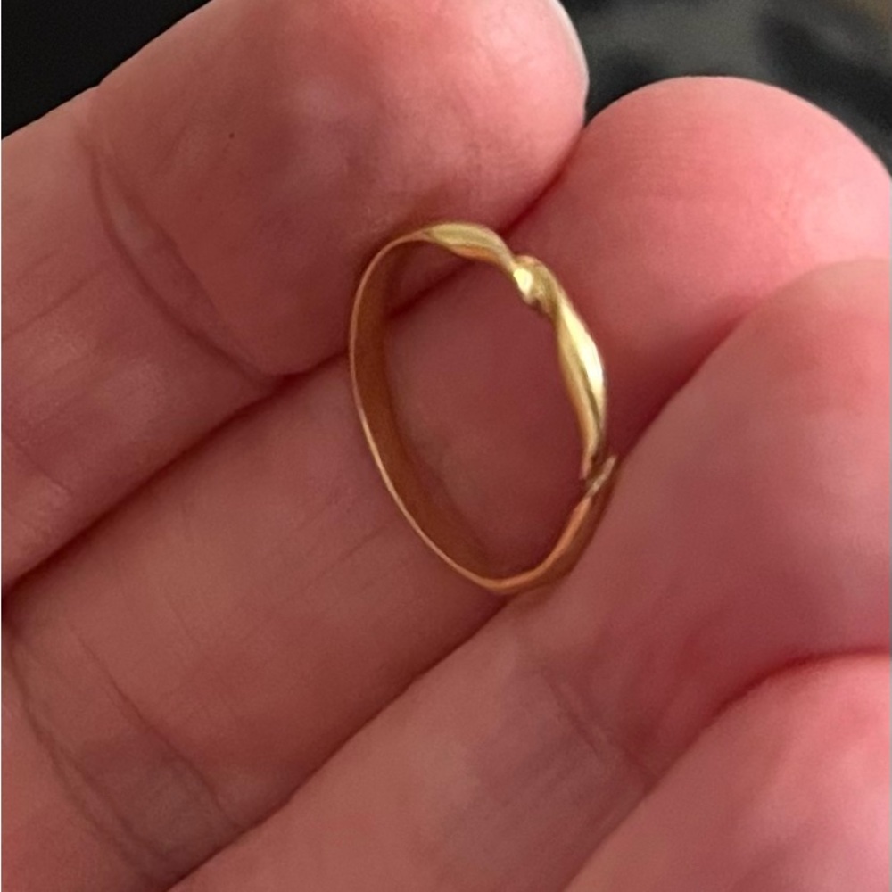 Gorgeous Dainty Solid 14 K Gold Twist Ring by Carolyn Seidel! - Picture 6 of 13
